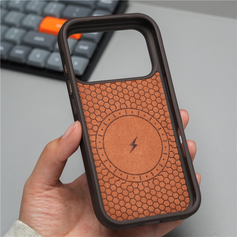 オリジナル幾何学模様テック織り磁気ケース iPhone 17 - Tech Accessories Hard Case のレビューと価格