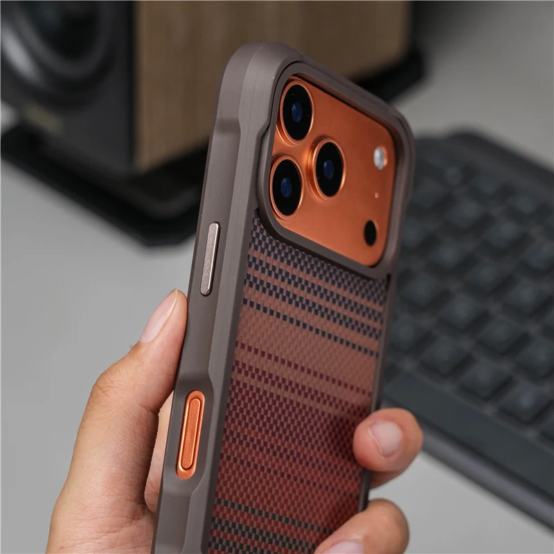 オリジナル幾何学テック織り磁気ケース iPhone 18 1 - Tech Accessories Hard Case のレビューと価格