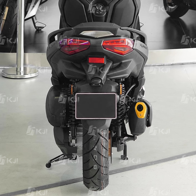ヤマハ XMAX 300/250/125/400/TECH  - Xmax Tech Max Accessories のレビューと価格